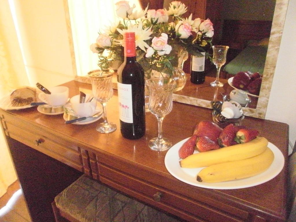 Tassos Aparthotel 2*