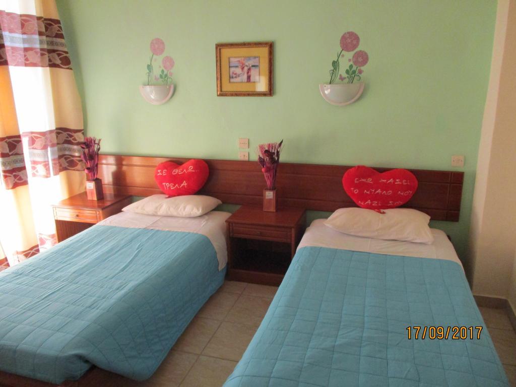Tassos Aparthotel 2*
